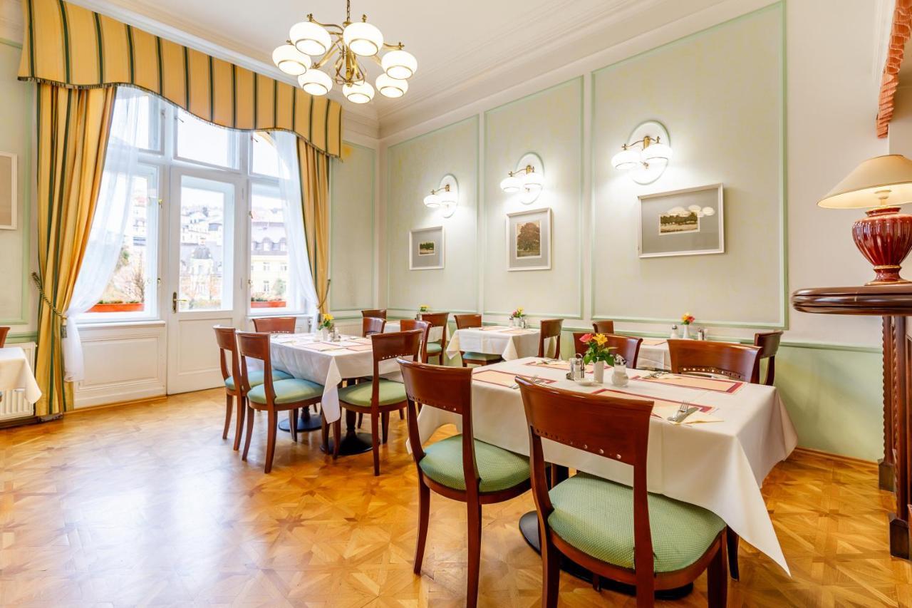 Hotel Ester Karlovy Vary Dış mekan fotoğraf