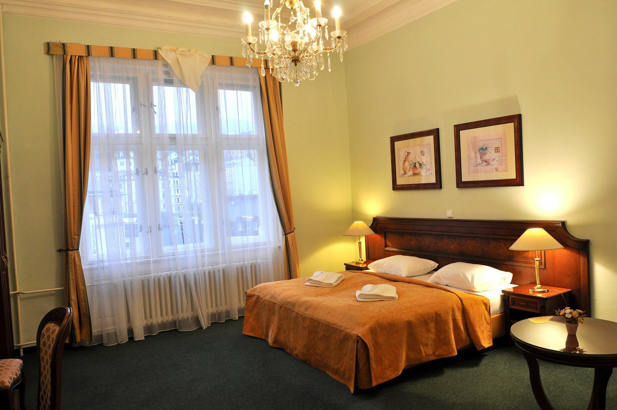 Hotel Ester Karlovy Vary Dış mekan fotoğraf
